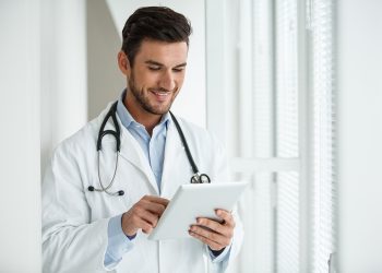 Como a Anamnese Médica pode melhorar a qualidade do atendimento em sua clínica?