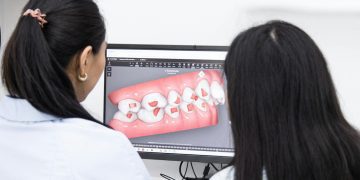 Odontologia digital, dentistas utilizando tecnologias no consultório